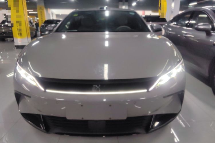 Used BYD Han 2025 EV with 701 km of Laser Radar-Enabled Intelligent Driving
