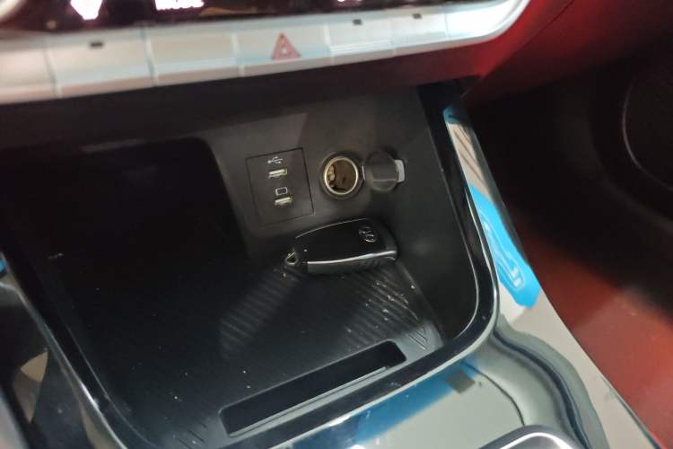 Used BAIC Beijing U7 2019 1.5T Manual Elite Edition China VI
