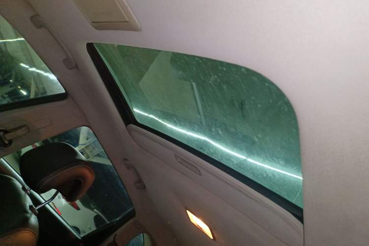 Used Chevrolet Captiva 2014 2.4L 4x4 Flagship Edition 7 Seats