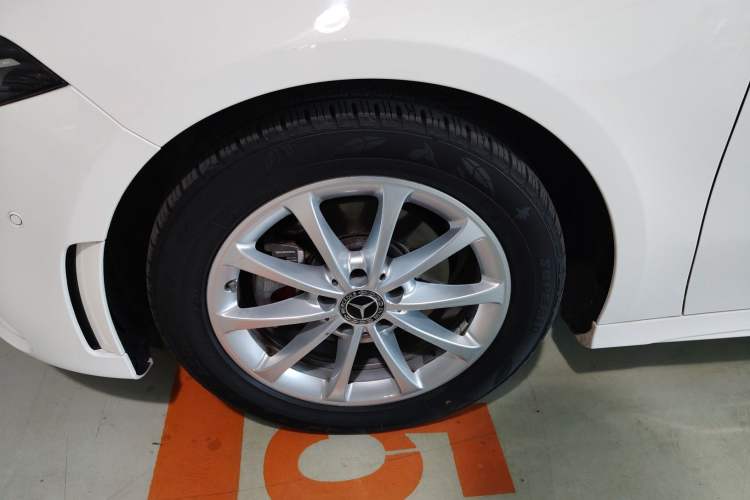 Used Mercedes-Benz A-Class 2020 Restyled A 200 L Sport Sedan Fashion Version
