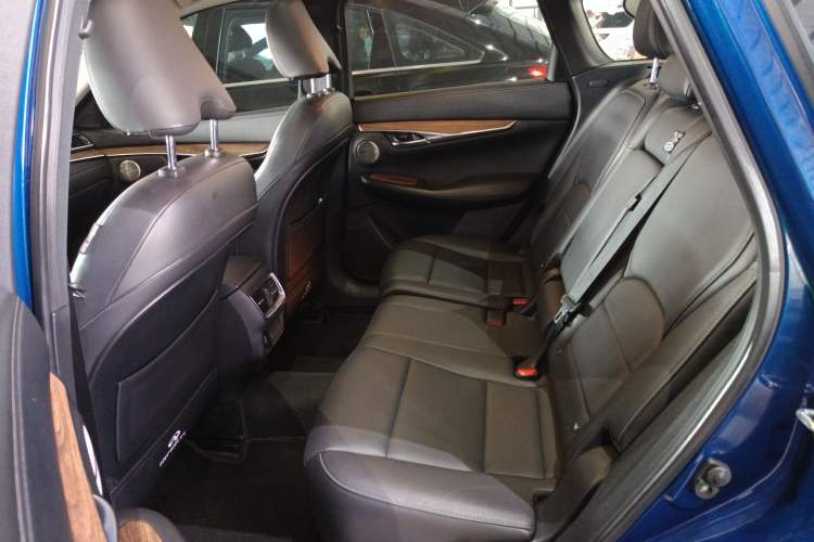 Used Infiniti QX50 2018 2.0T Two-Wheel Drive Fashion Edition