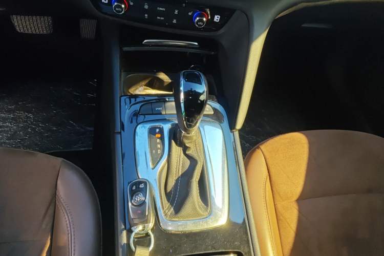 Used Buick Regal 2019 20T Elite Version China V Standard
