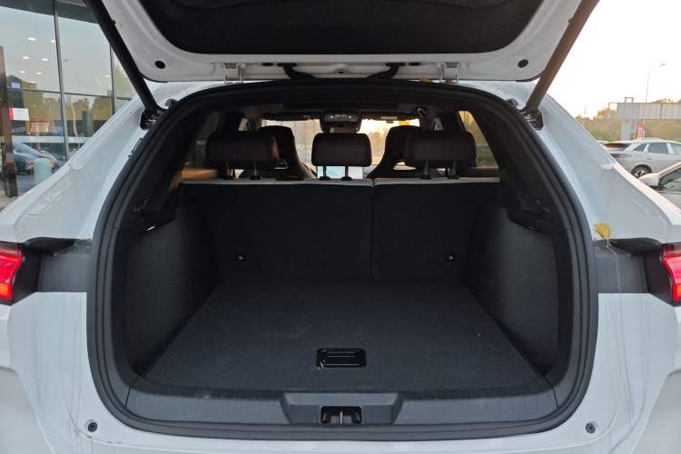 Used BYD Song PLUS New Energy 2025 DM-i Intelligent Driving 160KM Flagship Model
