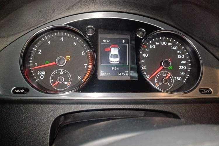 Used Volkswagen FAW-Volkswagen CC 2015 2.0 TSI Ultimate Model