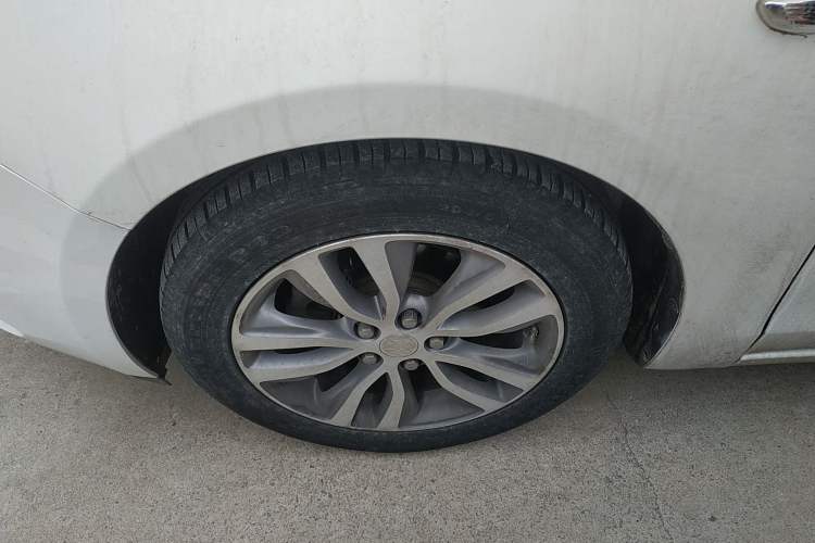 Used Buick GT 2018 18T Automatic Elite Model