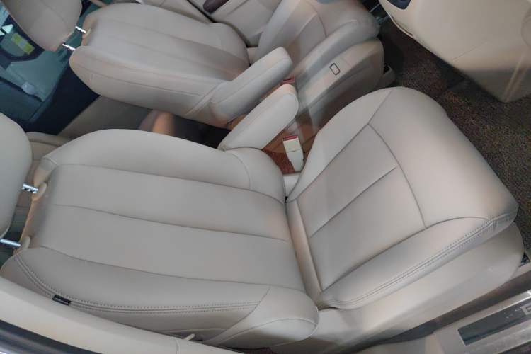 Used Buick GL8 2018 28T Comfort Model China VI Standard