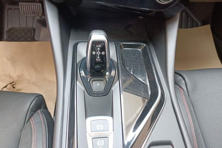 Used Lynk & Co 02 2018 1.5T DCT Two-Wheel Drive Pro Version China V Emission Standard
