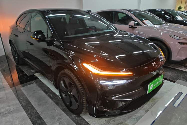 Used ONVO L60 2024 60 kWh Rear-Drive Version