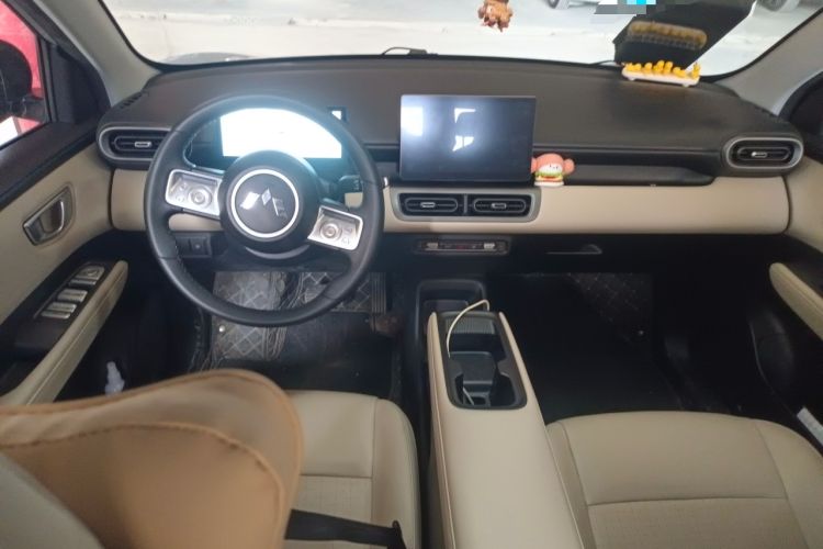 Used Wuling Bingo PLUS 2024 330 km Range Five-Seater Version
