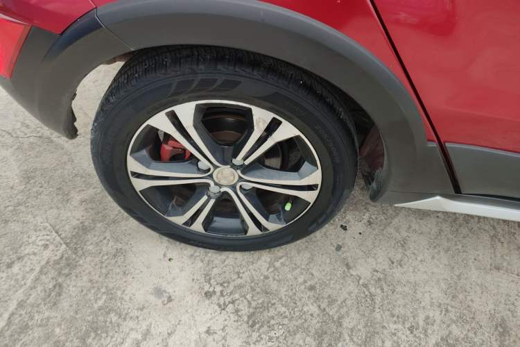 Used BAIC Senova X25 2015 1.5L Automatic Elite Model