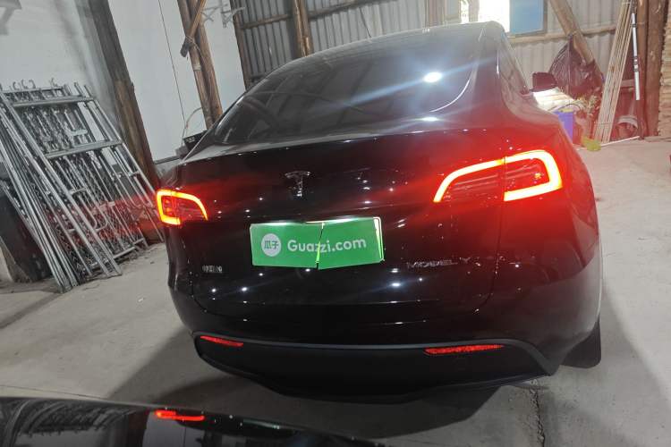 Used Tesla Model Y 2022 Rear-Wheel-Drive Version
