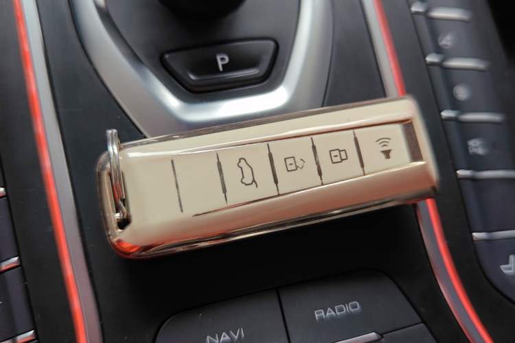 Used Wey VV7 2019 Upgraded Model 2.0T Flagship Version China VI