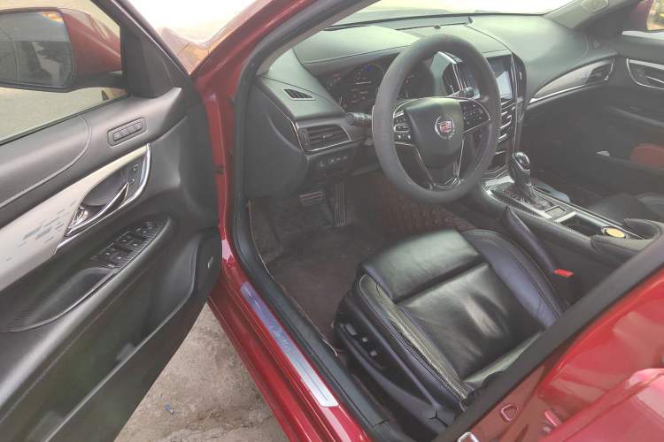 Used Cadillac ATS-L 2014 28T Leading Model
