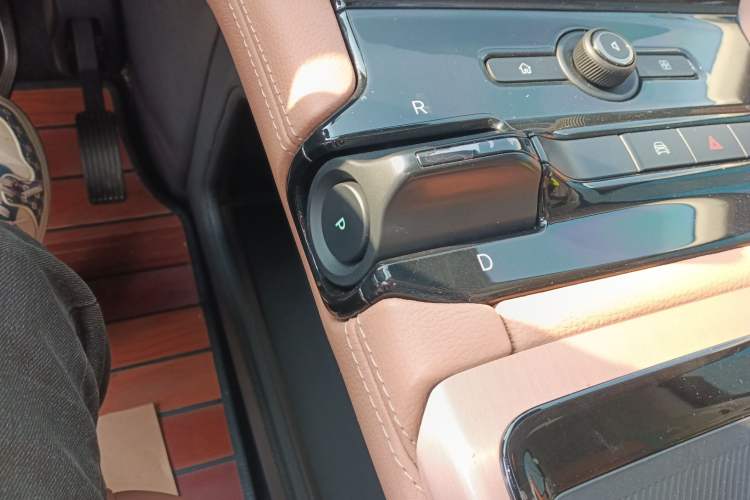 Used Nio ES8 2018 355 km Base Version 7-Seater Edition
