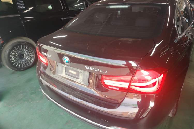 Used BMW 3 Series 2016 320Li Ambition Model