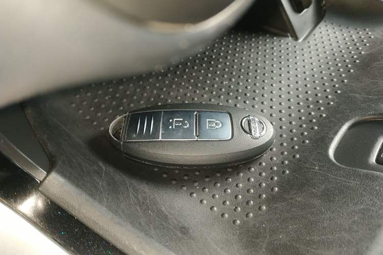 Used Nissan Terra 2020 2.5L XL Upper 4WD Automatic Four-Wheel Drive Luxury Edition