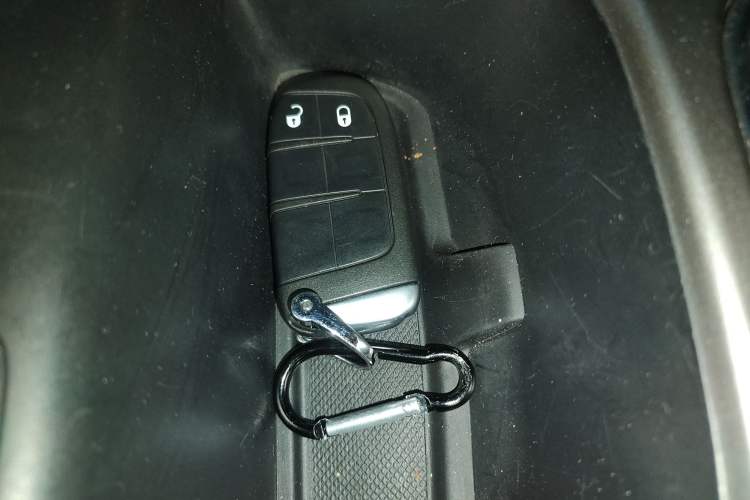 Used  Compass 2017 200T Automatic Family Edition
