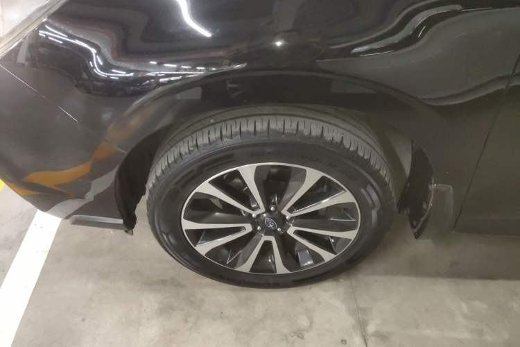 Used Subaru Forester 2018 2.5i Luxury Navigation Edition