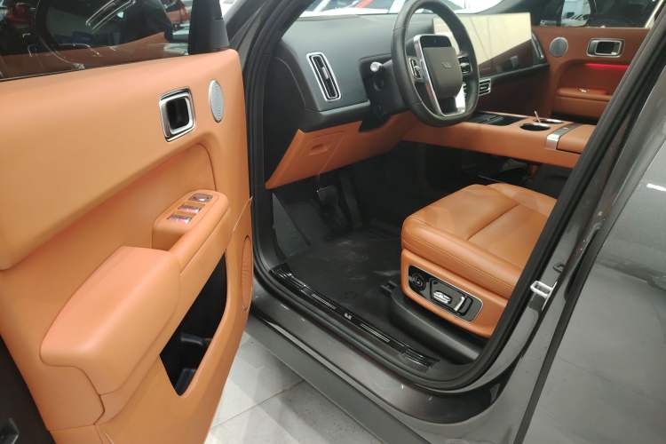 Used Li Auto L9 2022 Max model