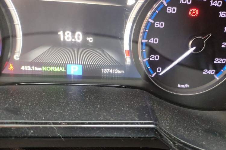 Used GAC Trumpchi GS8 2017 320T Two-Wheel Drive Luxury Smart Connectivity Version (7 Seats)