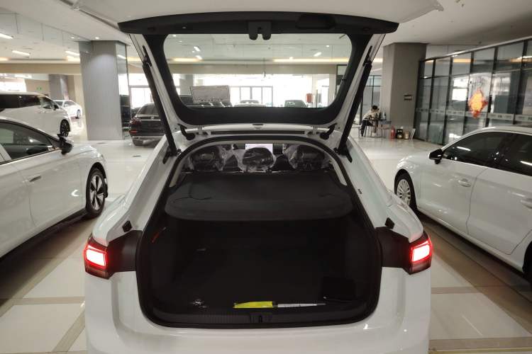 Used Volkswagen ID.7 VIZZION 2024 AIR model