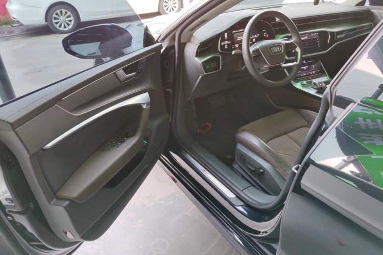 Used Audi A7L 2022 45 TFSI S-line Dream-Building Crystal Flow Package