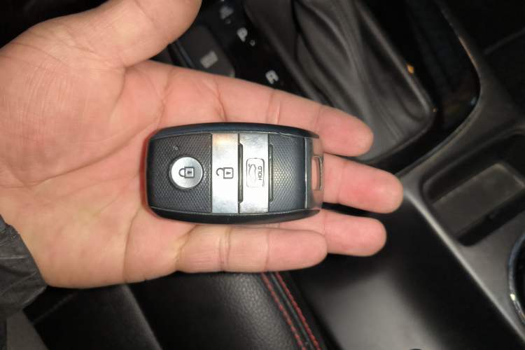 Used Kia K3 2016 1.6L Automatic GLS
