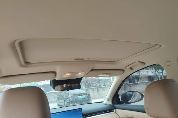 Used  E5 PLUS 2025 165 km Long-Range First Edition 7-Seater
