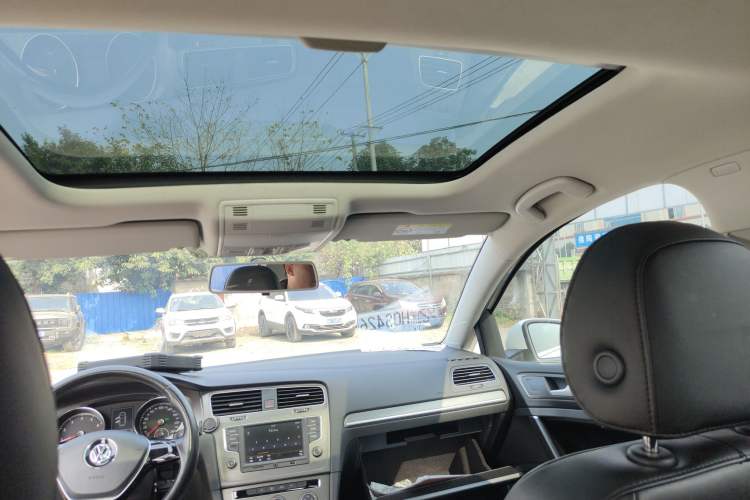 Used Volkswagen Golf 2016 1.6L Automatic Comfort Model