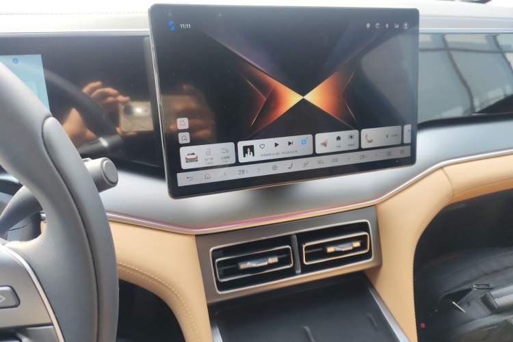 Used BYD Song L DM-i 2024 112 km Beyond Edition
