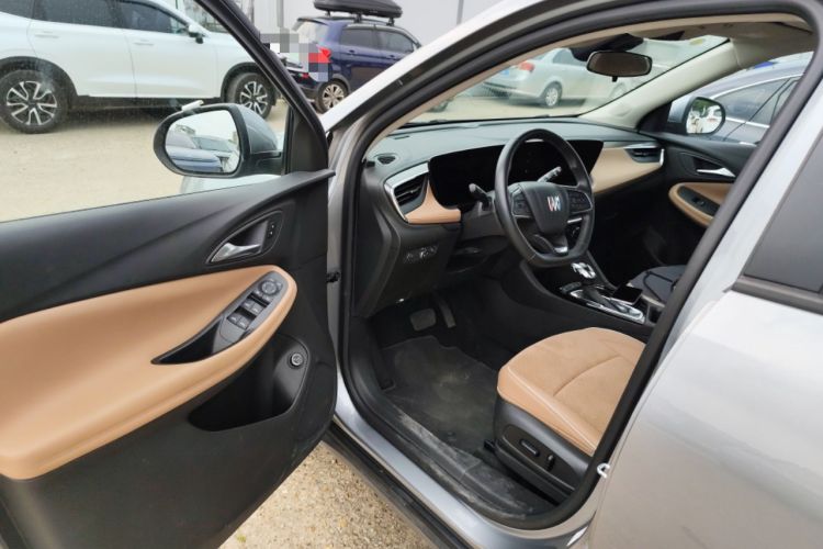 Used Buick Encore PLUS 2023 Smart Fun Edition
