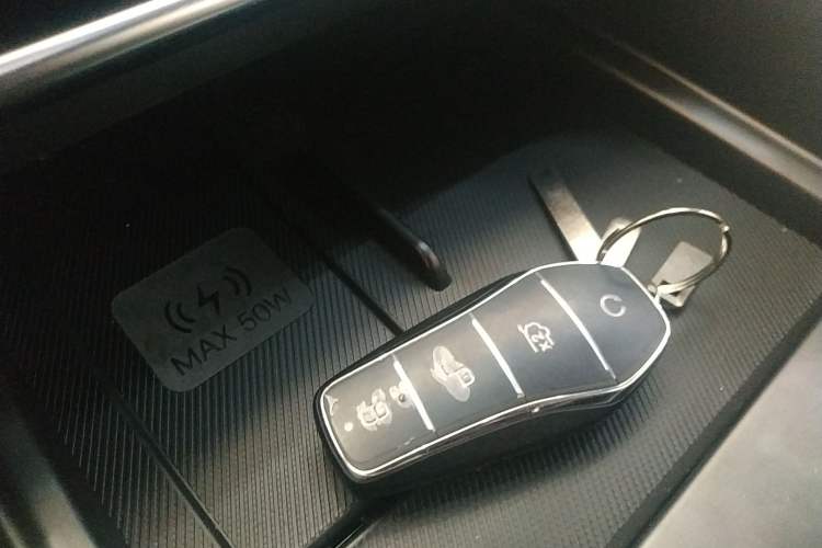 Used BYD Song PLUS New Energy 2025 DM-i Smart Drive 112KM Prestige Model
