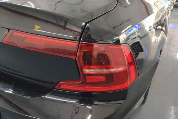 Used Volvo S90 2019 T4 Zhiyi Edition
