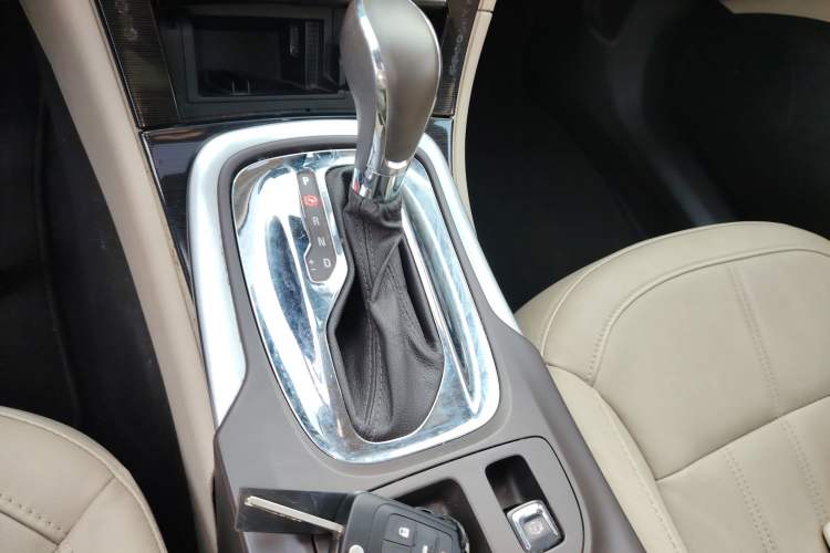 Used Buick Regal 2014 2.0L Elite Fashion Edition