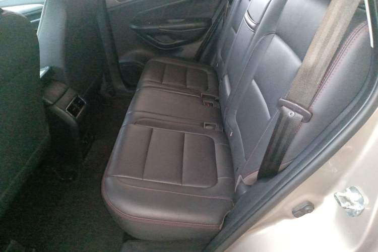 Used Changan CS75 2016 1.8T Automatic Elite Model China V Standard
