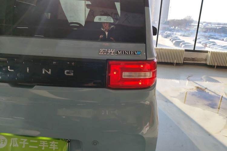 Used Wuling Hongguang MINIEV 2022 Easy Version Lithium Iron Phosphate
