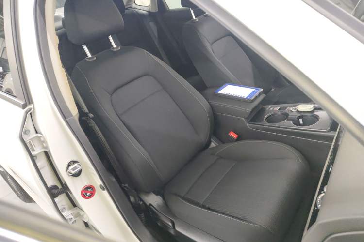 Used Honda Civic 2023 240TURBO CVT Dynamic · Center Stage Special Edition