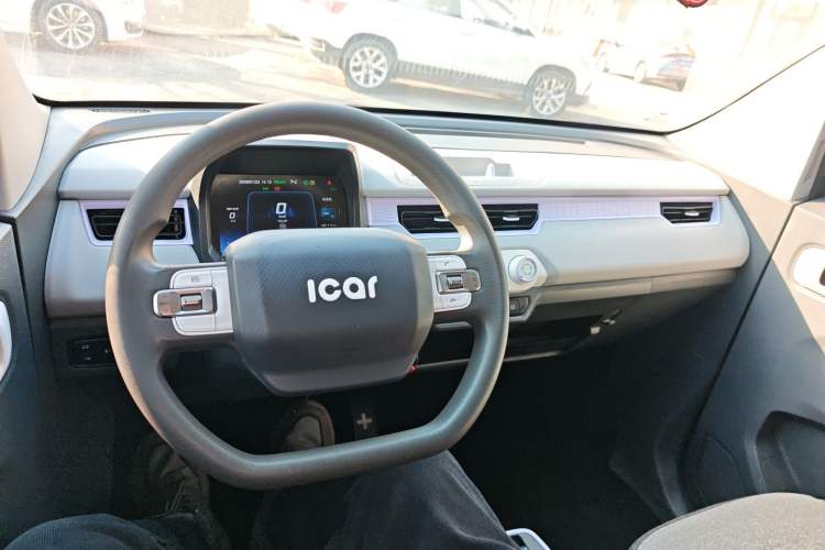 Used Chery QQ Ice Cream 2022 170km Sundae Phosphate Lithium-Ion