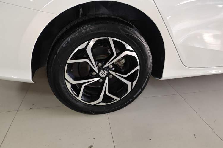 Used MG 5 2022 180 DVVT CVT Youth Style Edition
