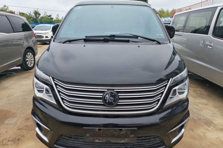 Used FORTHING Lingzhi 2022 M5L 1.6L Utility Model 7 Seats
