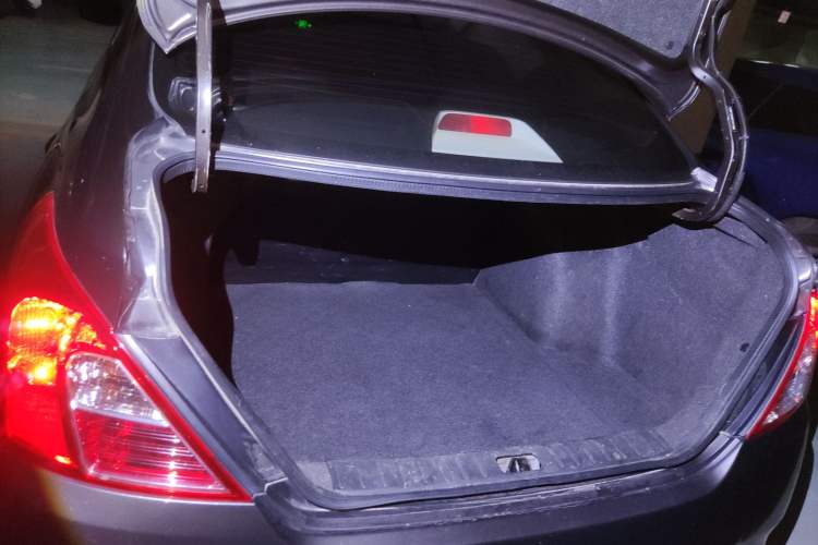 Used Nissan Sunny 2014 1.5XE Manual Comfort Edition
