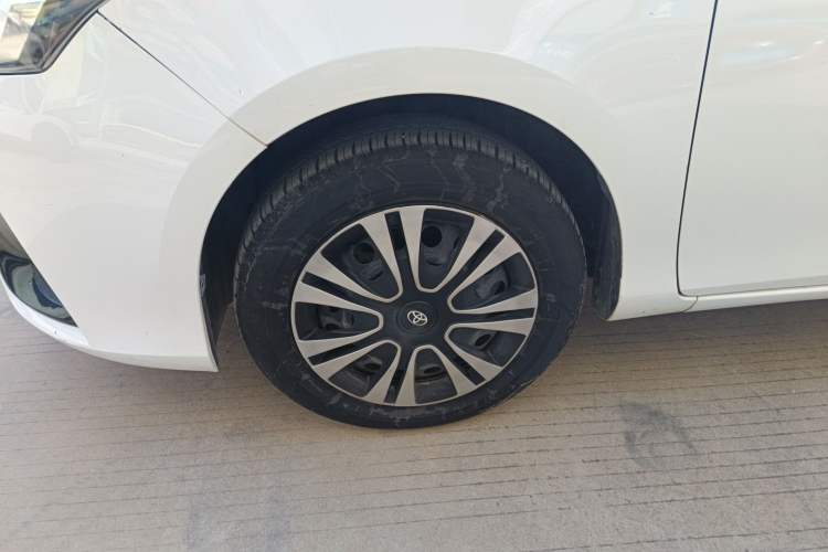 Used Toyota YARiS L 2016 Revised 1.5E CVT Charming Edition