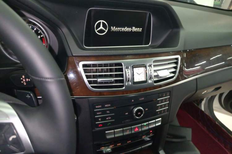Used Mercedes-Benz E-Class 2015 Revised E 260 L
