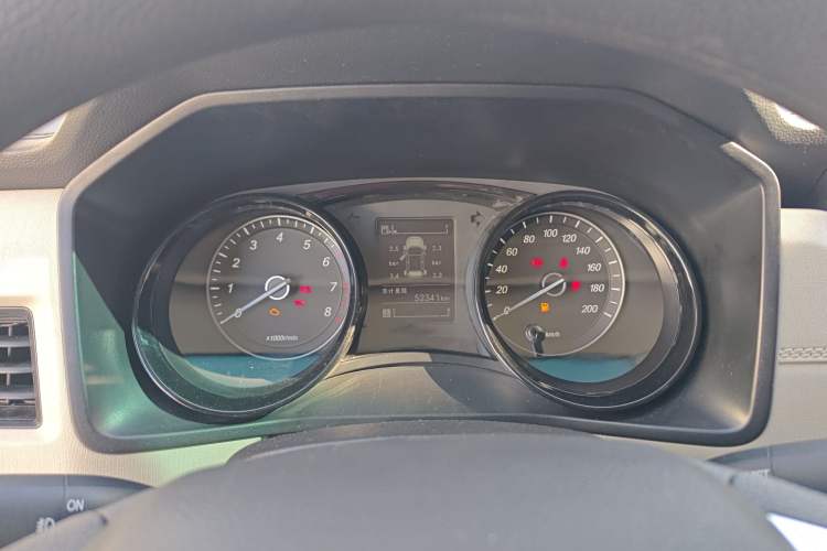 Used Wuling Hongguang PLUS 2019 1.5T Manual Luxury 7-Seater