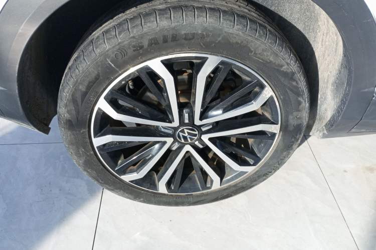 Used Volkswagen T-ROC 2021 280TSI DSG Two-Wheel Drive Comfort Connect Edition
