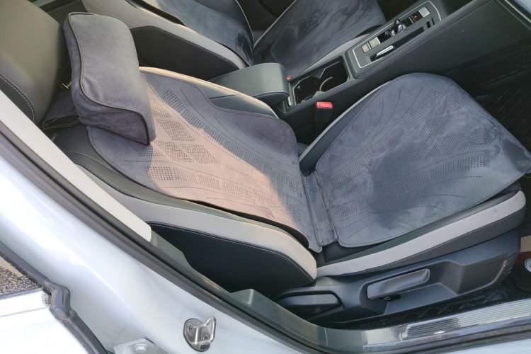 Used Volkswagen Golf 2023 Facelift 280TSI DSG Pro
