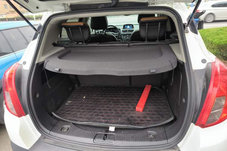 Used Buick Encore 2015 1.4T Automatic Two-Wheel Drive Urban Leading Model
