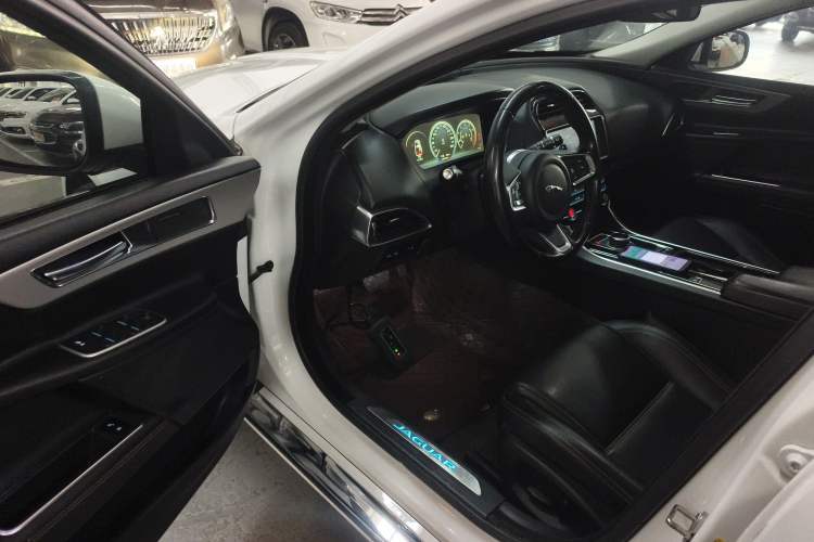 Used Jaguar XEL 2019 2.0T 200 PS Deluxe Edition