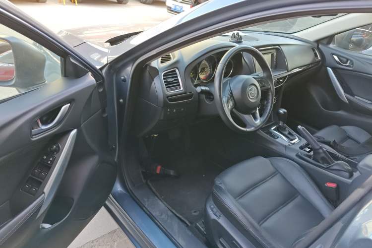 Used Mazda Atenza 2014 2.0L Blue Sky Luxury Edition
