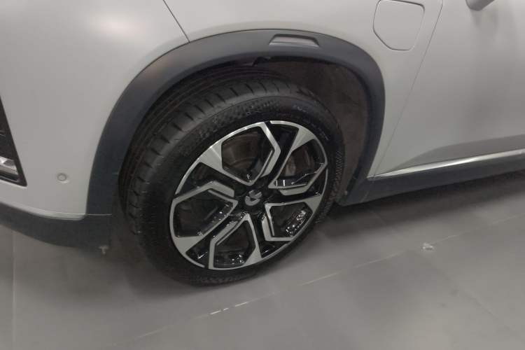 Used Nio ES8 2020 580 km Range Signature Edition Six-Seater Version
